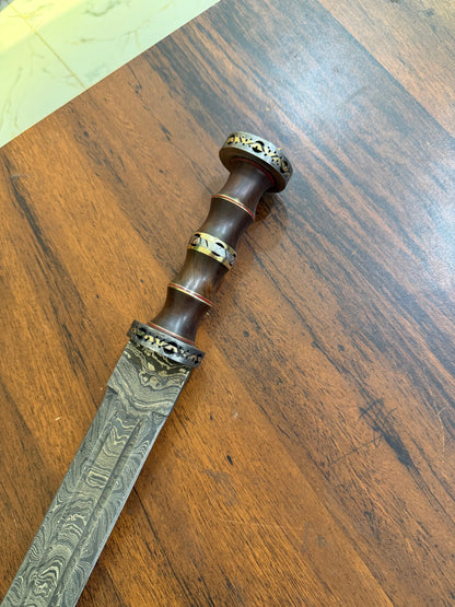 Handmade Damascus Steel Gladius Sword – Medieval Style Blade With Leather sheath