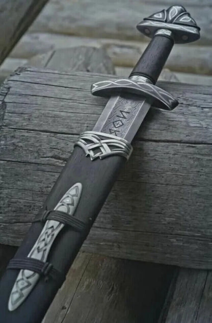 Custom Viking Sword Handmade Damascus Steel Sword Battle Ready Sword With Scabbard