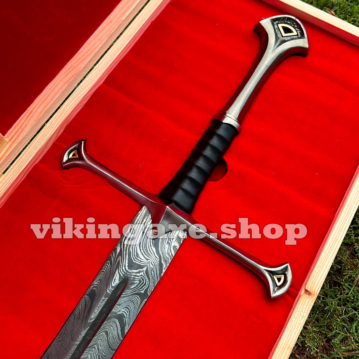 Handmade Sword King Aragorn Sword Damascus Steel Blade Sword With Leather Sheath And Wooden Box