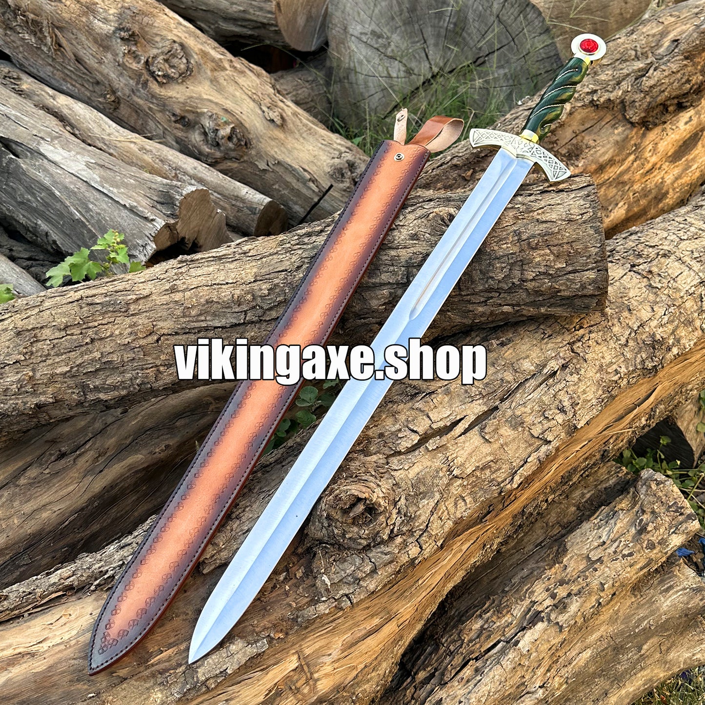 Goldryn Style Replica Sword High Carbone Steel Blade Brass Guard And Red Gemstone Pommel With Leather Sheath