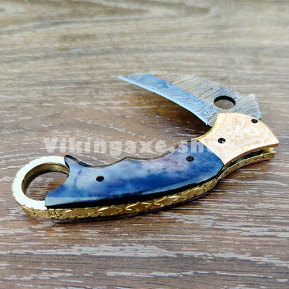 karambit folding knife